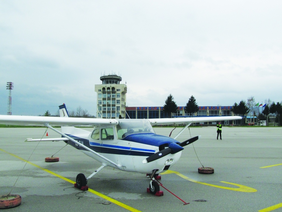 Швейцарци са поискали Летище Горна Оряховица, потвърди Министерството на транспорта
